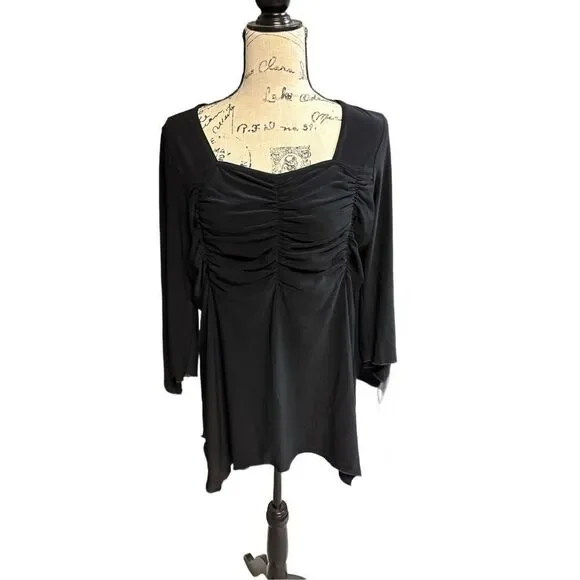 Black long sleeve knit top - Picture 1 of 7